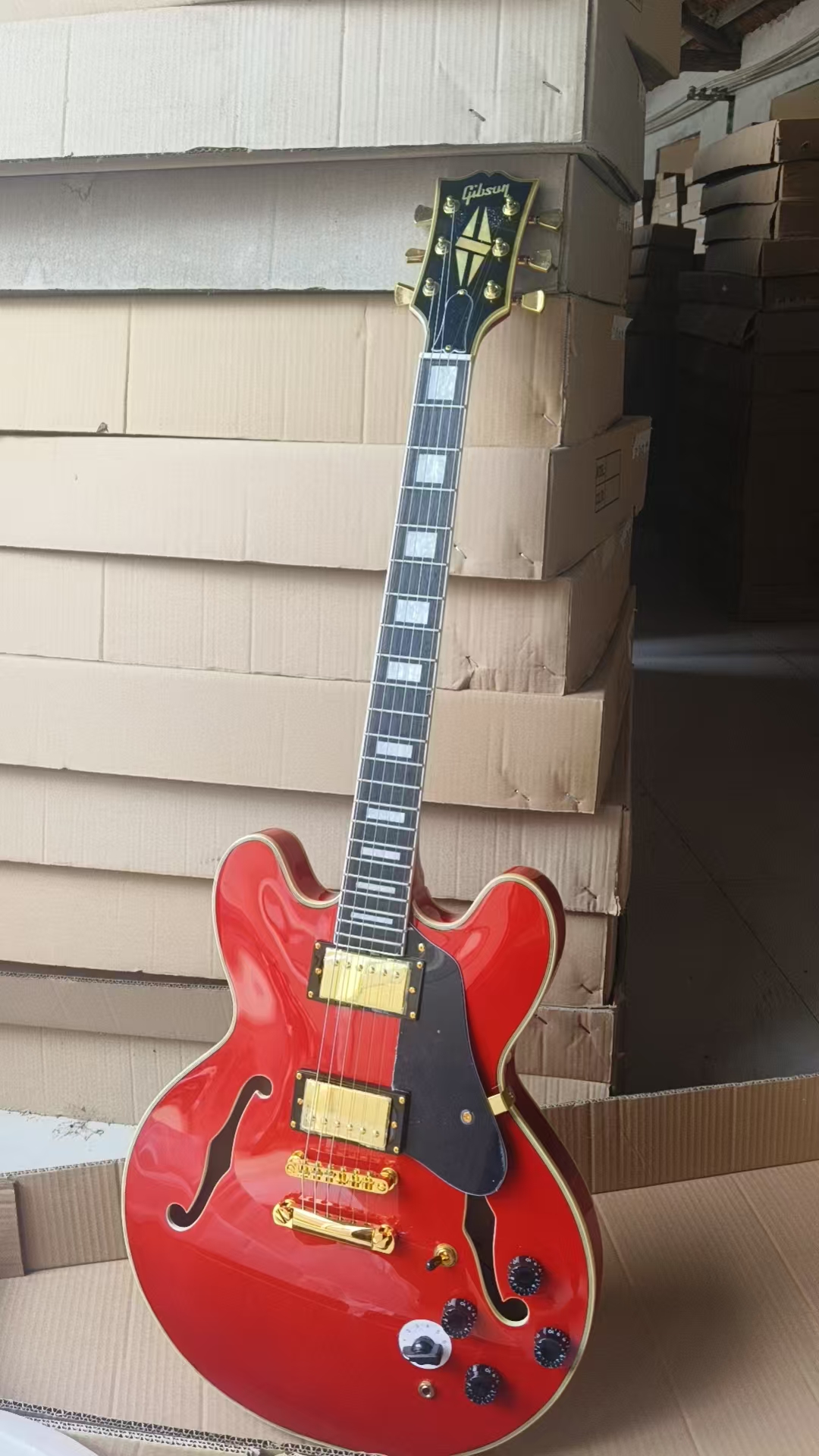 IN STOCK!!! Custom ES-335 GB Gibson Style Electric Guitar in Red with Gold Hardware