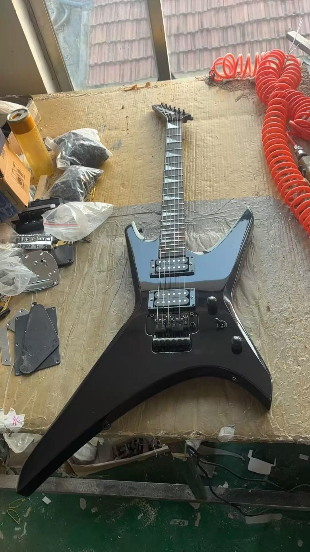 Custom Jackson Warrior Style Electric Guitar with Rosewood Fingerboard 