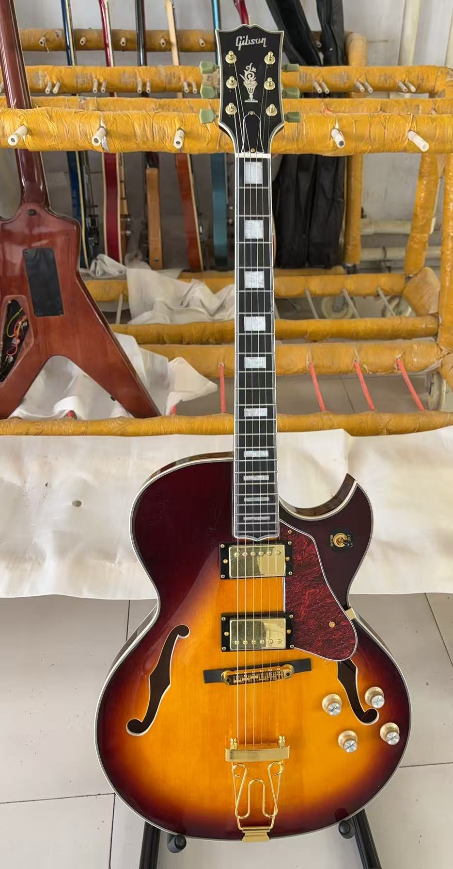 Custom Gibson Byrdland Style Archtop Hollow Body Jazz Electric Guitar in Sunburst