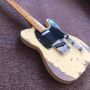 Custom Shop 6 Strings Maple Fingerboard Relic Electric Guitar in Cream Color