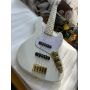 Custom Fender Style 5 Strings Electric Guitar Bass with Maple Neck and Fingerboard, Active Pickup, Gold Hardware